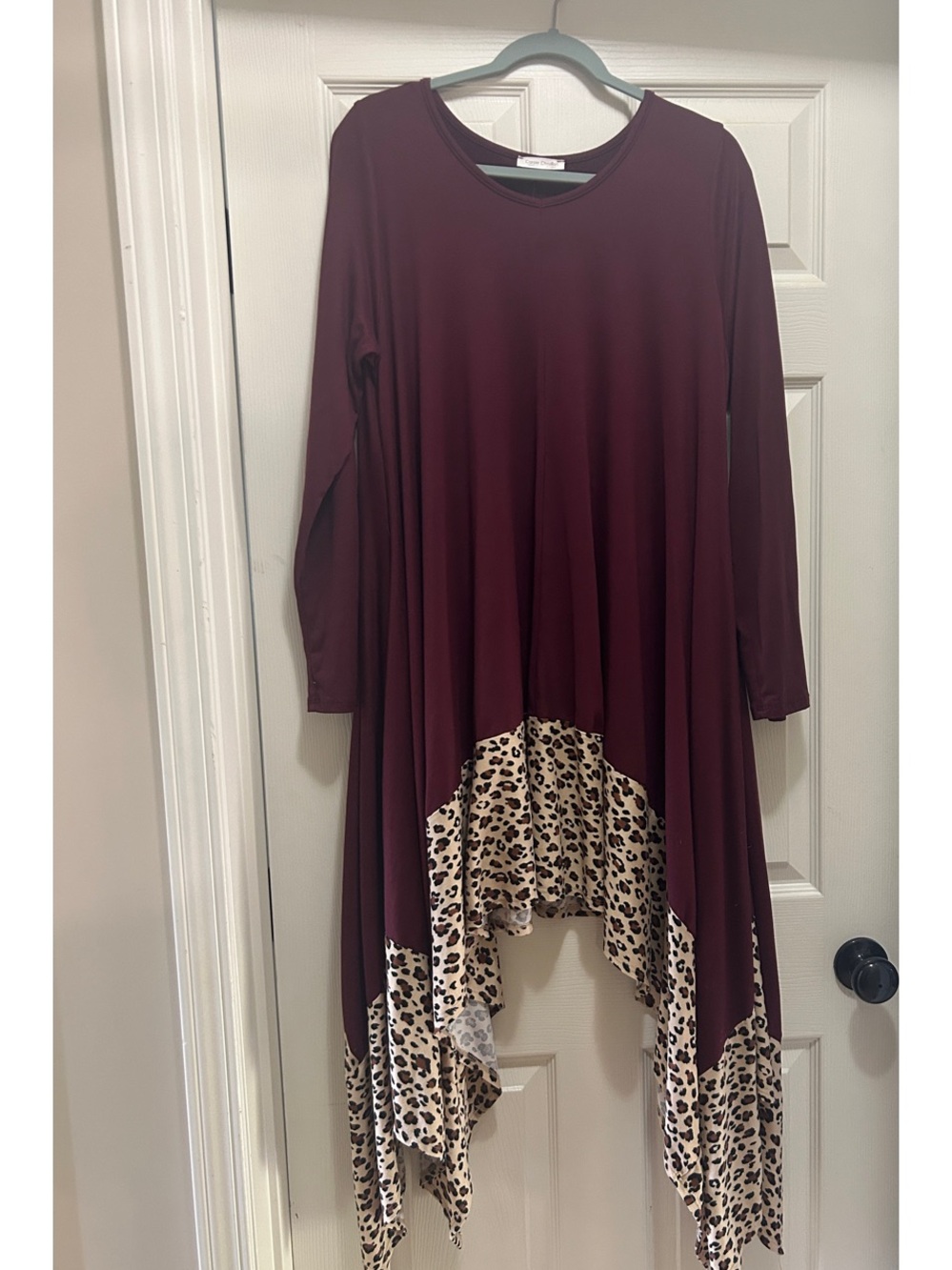 Women's Long-Sleeve Burgundy Tunic with Leopard Hem